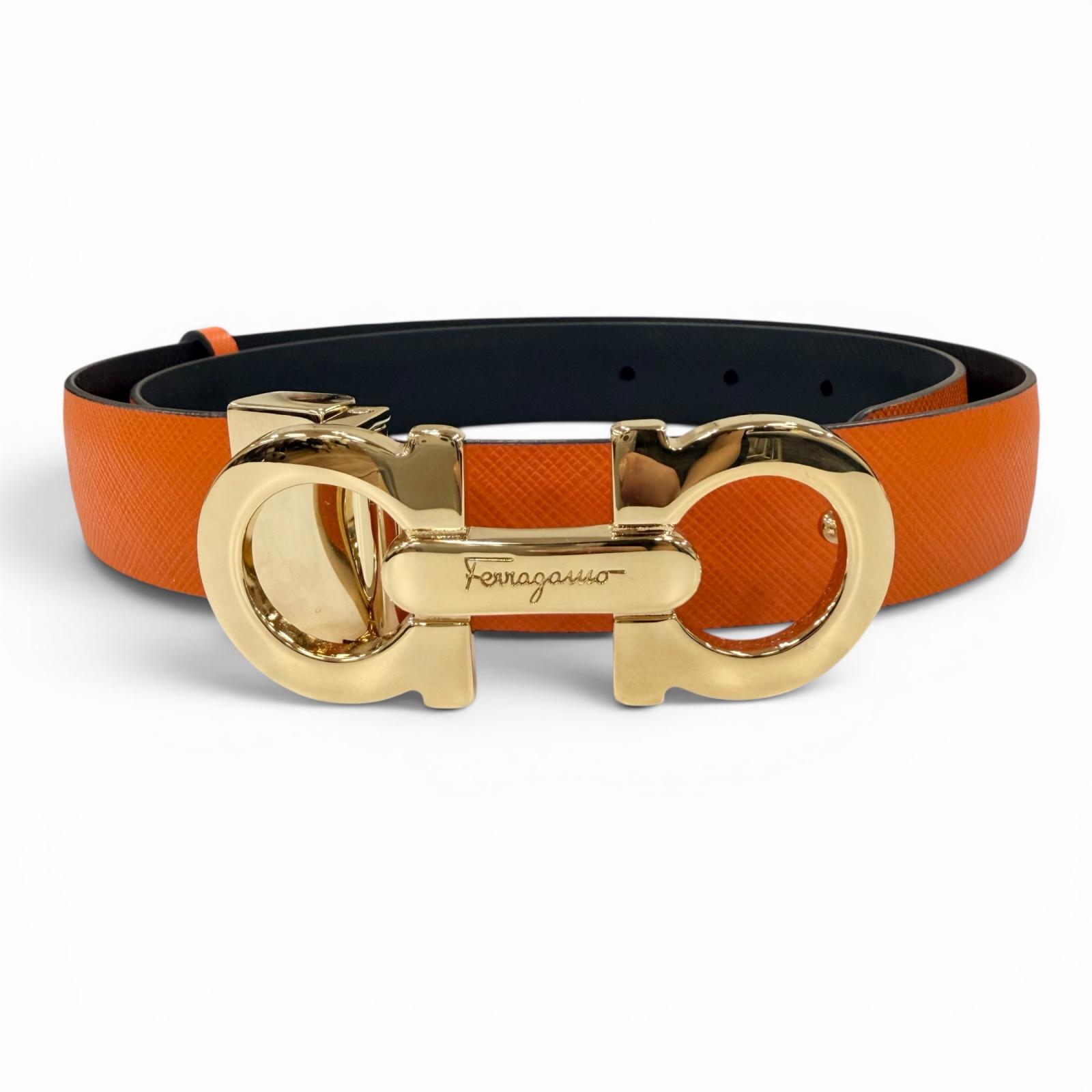 極美品☆Salvatore Ferragamo サルヴァトーレフェラガモ ガンチーニ金具 なめし革 三尺帯 オレンジ色 ゴールド金具 イタリア製 レディース 保護すること袋付き添い人 【中古】