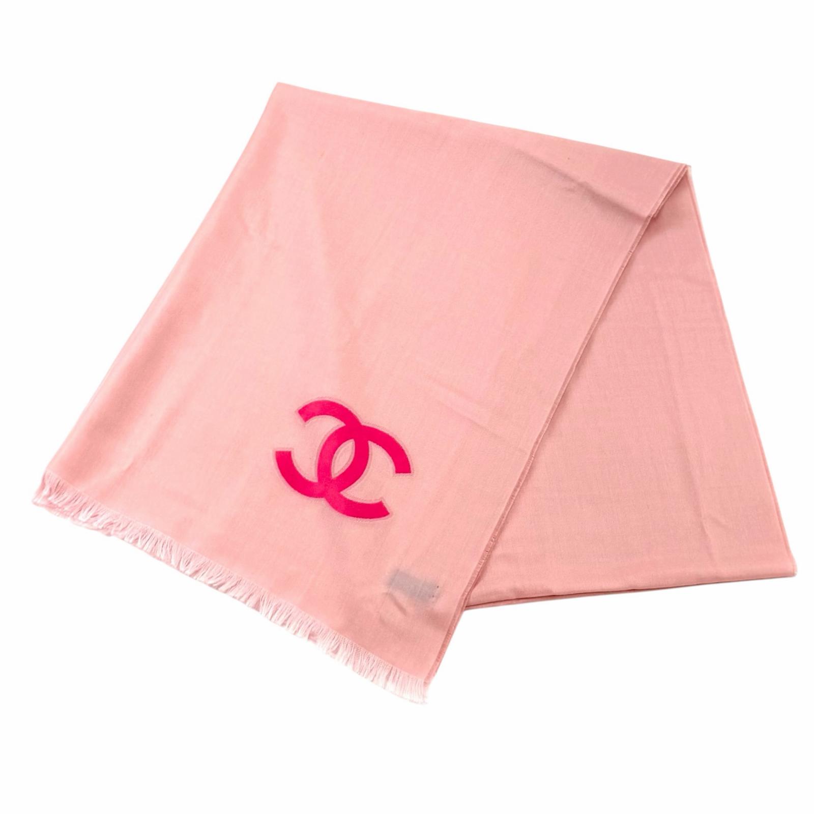 極美品★CHANEL シャネル 23C カシミール 地絹混 ココマーク フリンジ付 大判 袈裟 肩かけ さくら色 イタリア製 レディース 箱付き添い人 【中古】