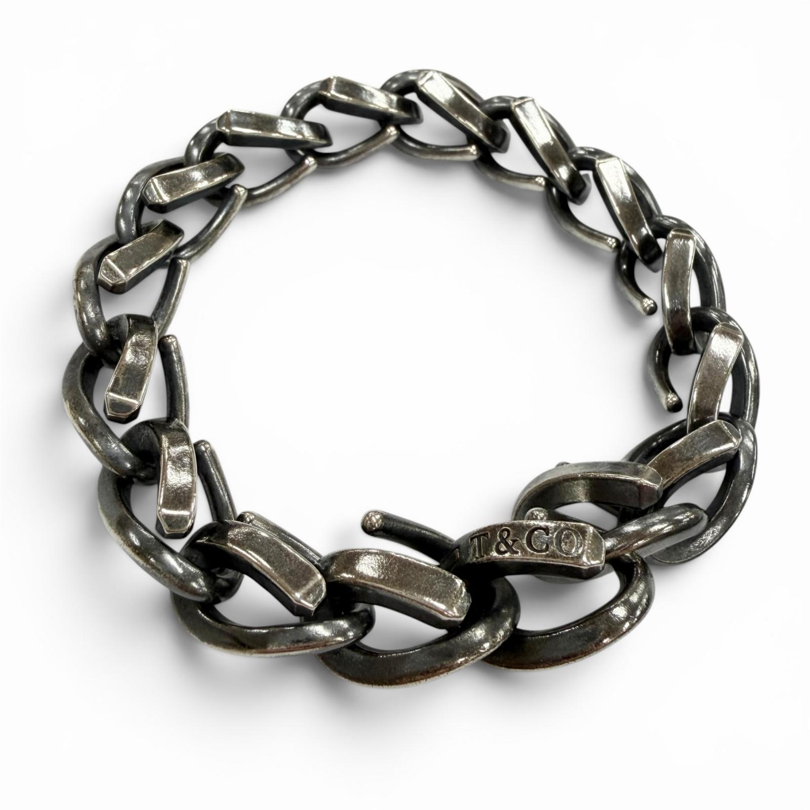 極美品▼TIFFANY\u0026Co. ティファニー 379500 鍛冶場 腕輪 ラージリンク AG925 付け届け品 燻し完成 しろがね色 18 掛け目75.4g メンズ 付属物【中古】