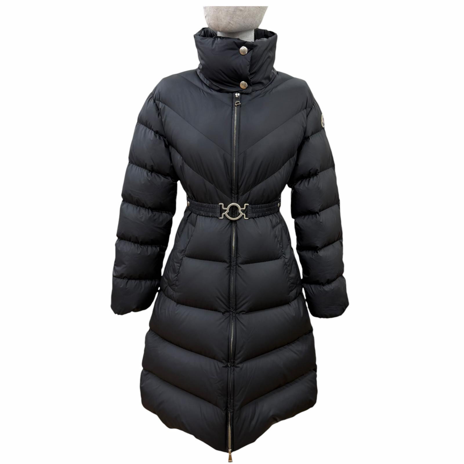 美品☆MONCLER モンク線路 2024年製 BROU ロゴタイプ紋章・胴締め付 落ちこむ厚地の外套 黒いこと 00 国内置き目品 レディース ガーメント・ハンガー付き添い人 【中古】
