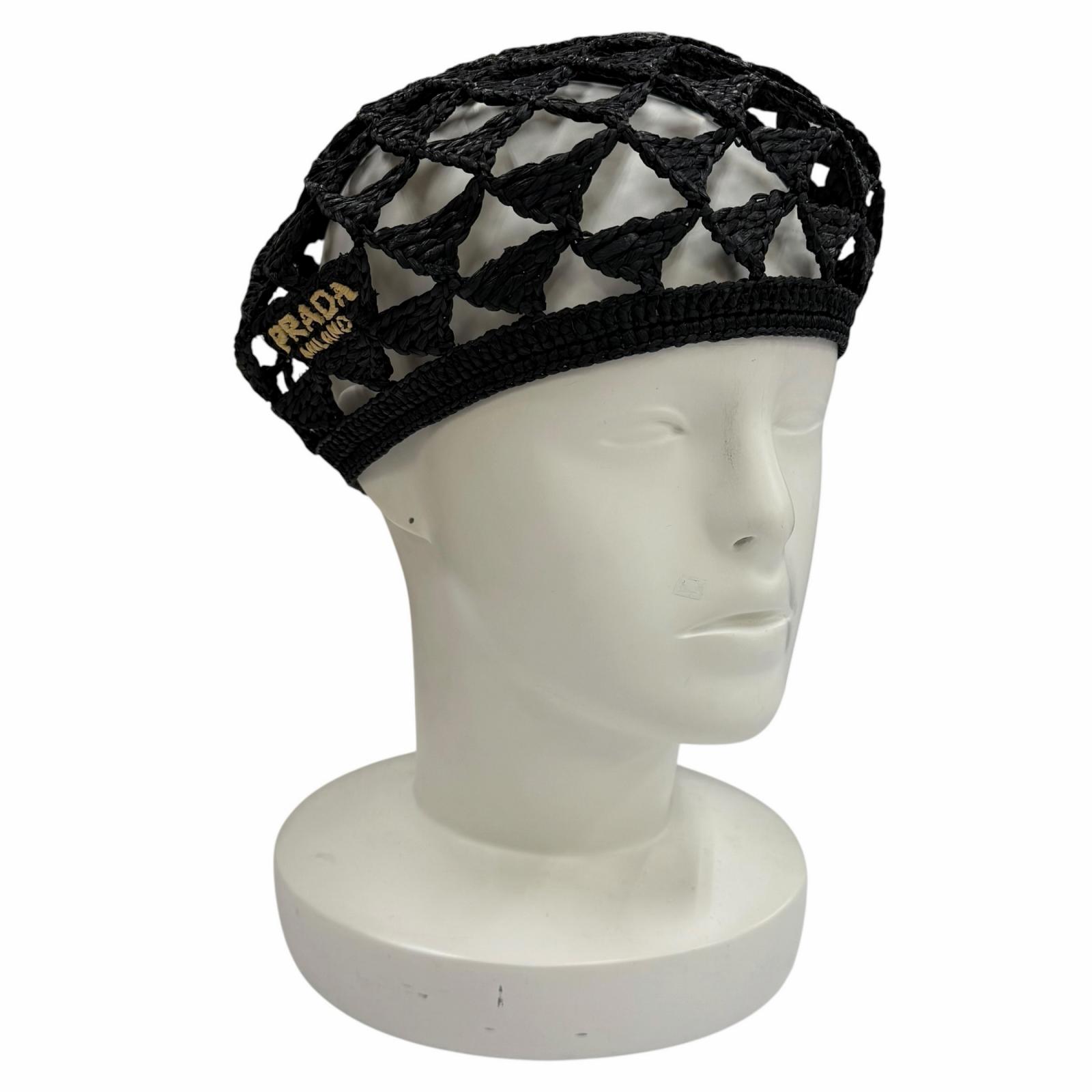 極美品★PRADA プラダ 2024年製 1HC266 ロゴタイプ入り口・入口 クロシェ ベレー帽 かぶり笠 黒いこと L 置き目品 レディース 保護すること袋付き添い人 【中古】