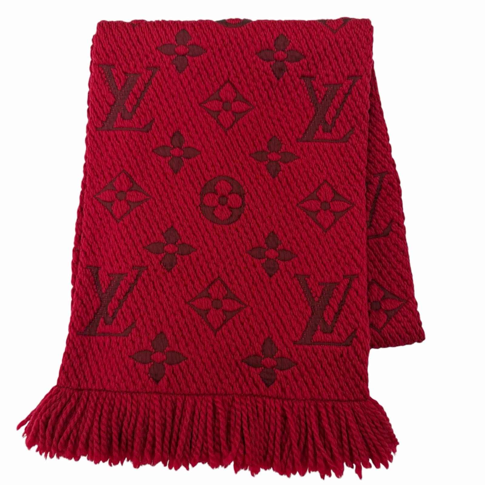 美品☆LOUIS VUITTON ルイヴィトン 413287 エシャルプ ロゴタイプ気違い 羊毛 絹地 ルビー フリンジ付 消音装置 イタリア製 置き目品 レディース 【中古】