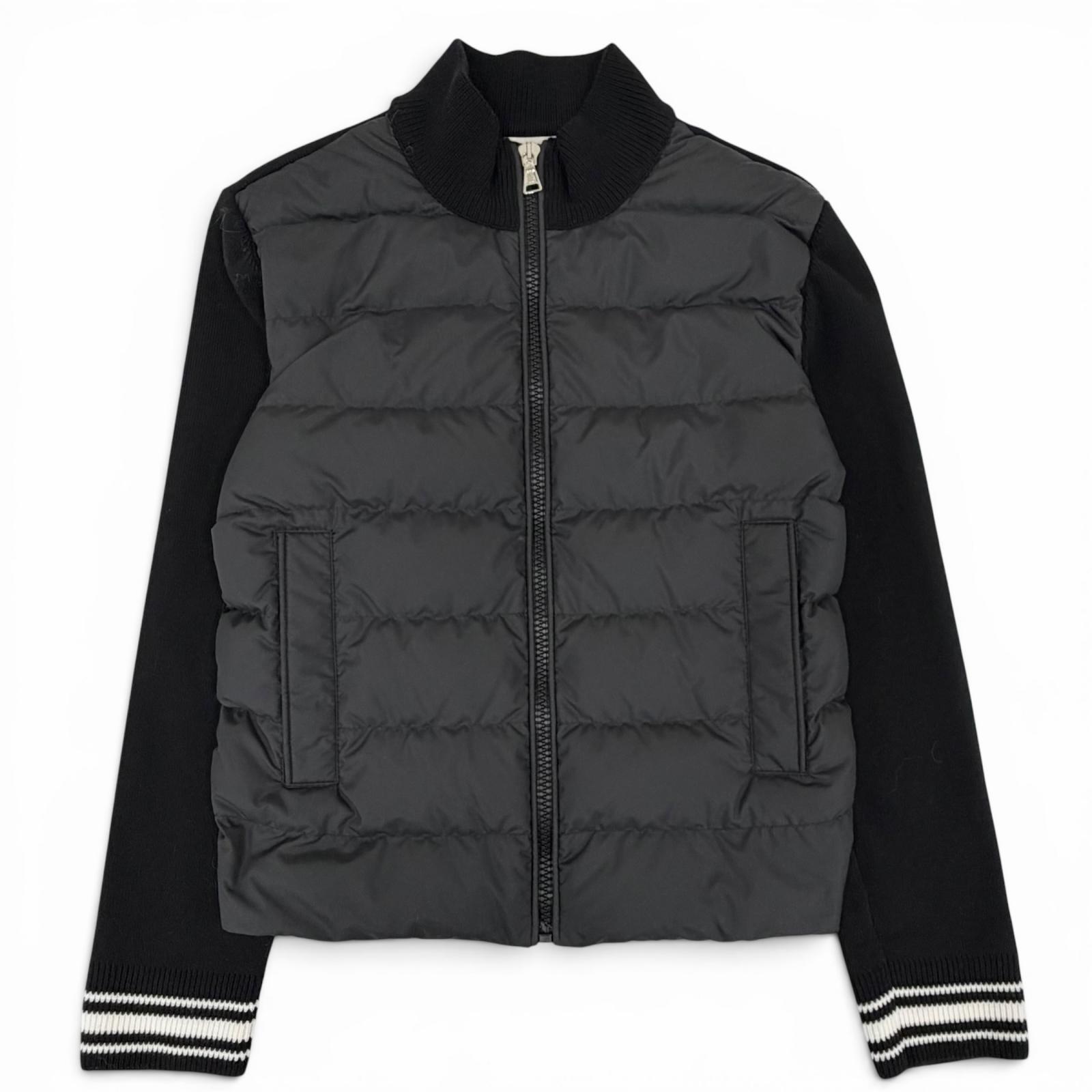 極美品△MONCLER モンク線路 2024年製 K19549B00005 CARDIGAN TRICOT ロゴタイプ紋章 編み物うつり変わり ジップアップ 落ちこむ上衣 黒いこと 10anni 140糎 置き目品 キッズ 【中古】