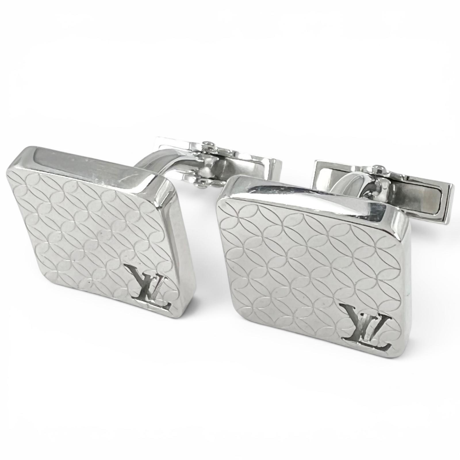 極美品▲LOUIS VUITTON ルイヴィトン M65043 ブトン ドゥ マンシェット・シャンゼリゼ カフスリンク カフリンクス しろがね色 フランス共和国製 メンズ  【中古】