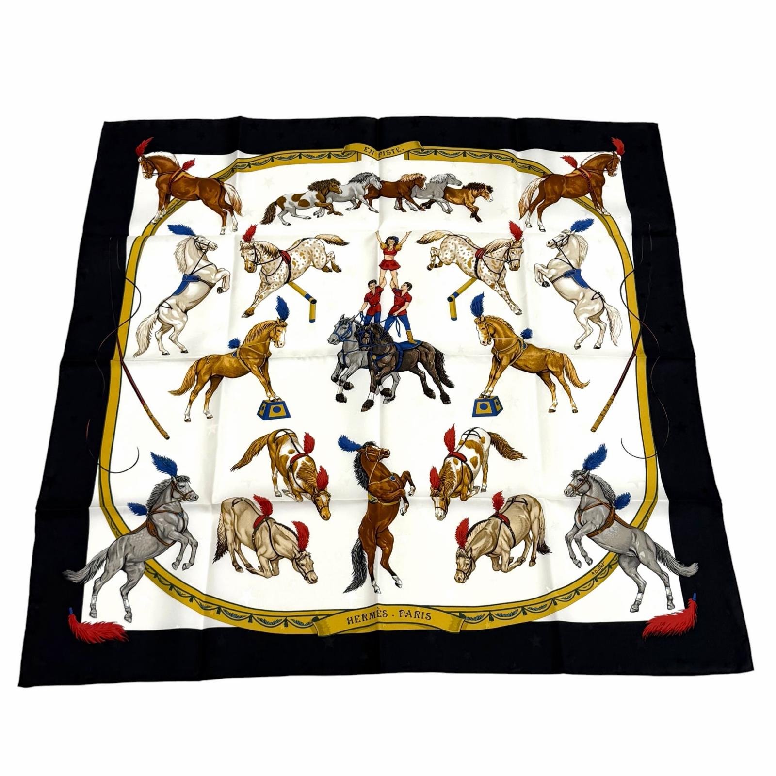 極美品★HERMES エルメス カレ90 EN PISTE オンステージ シルク100％ スカーフ ホワイト ブラック フランス製 レディース 箱付き 【中古】｜衣類＆ブランドリサイクル GREEN