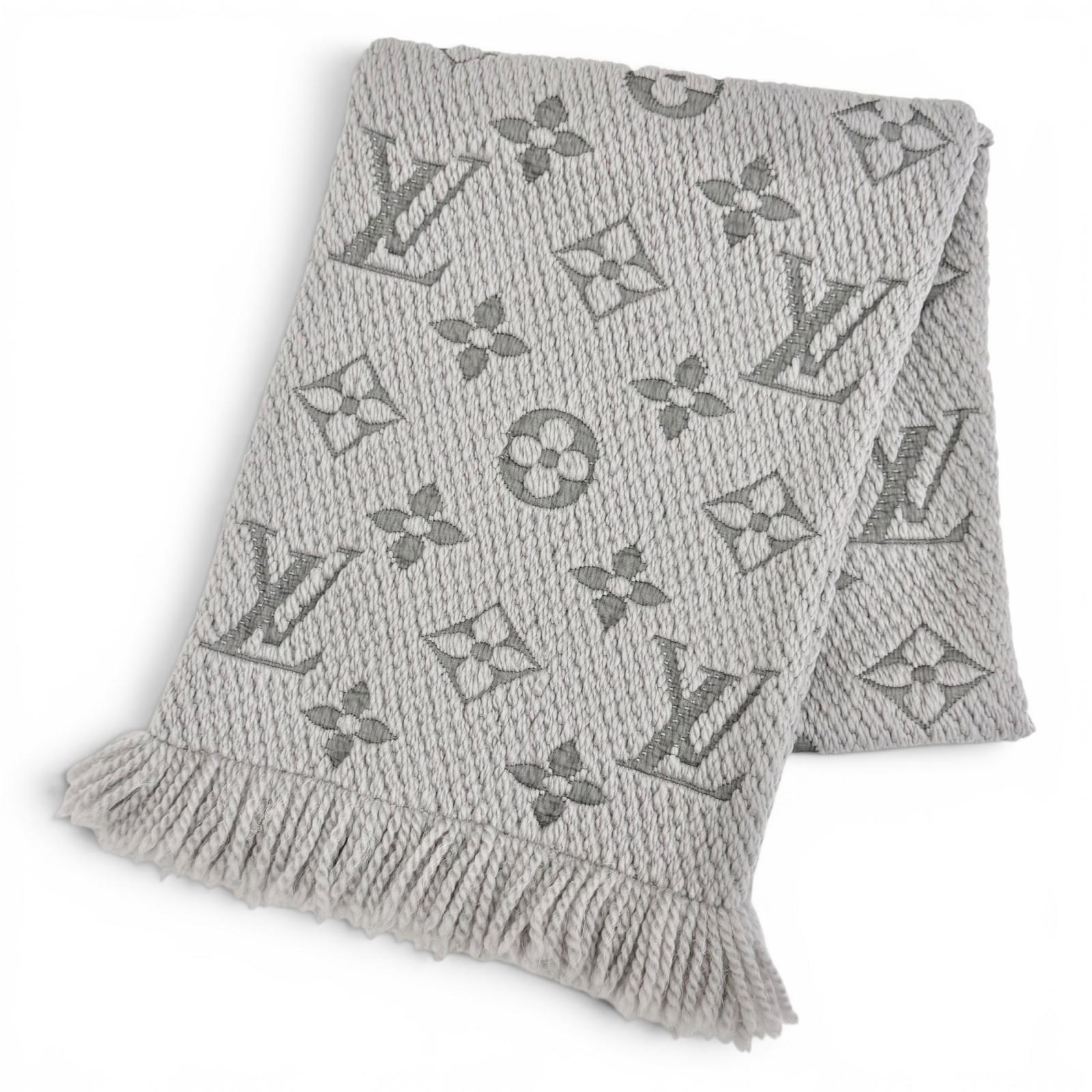 良品△LOUIS VUITTON ルイヴィトン M74742 エシャルプ ロゴマニア ウール シルク グリペルル モノグラム フリンジ マフラー イタリア製 正規品 レディース 【中古】|衣類&ブランドリサイクル GREEN