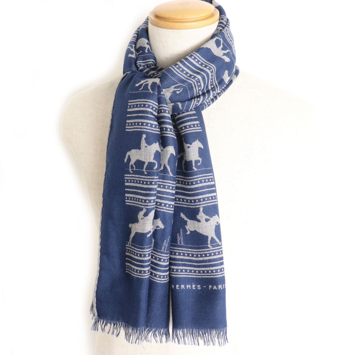 美品hermes エルメス カシミヤ シルク グレー ストール ネイビー フリンジマフラー ホース総柄 メンズ レディース 大判ショール 大人気 ホース総柄