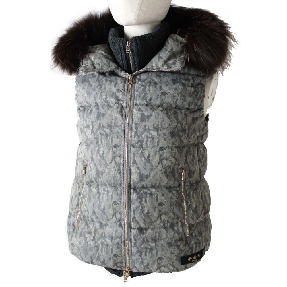 楽天市場 中古 美品 正規品 16年aw タトラス Lta16a4511 Rachele レディース ファー フード付き レイヤード風 ダウンベスト グレー 迷彩 カモフラ 01 衣類 ブランドリサイクル Green