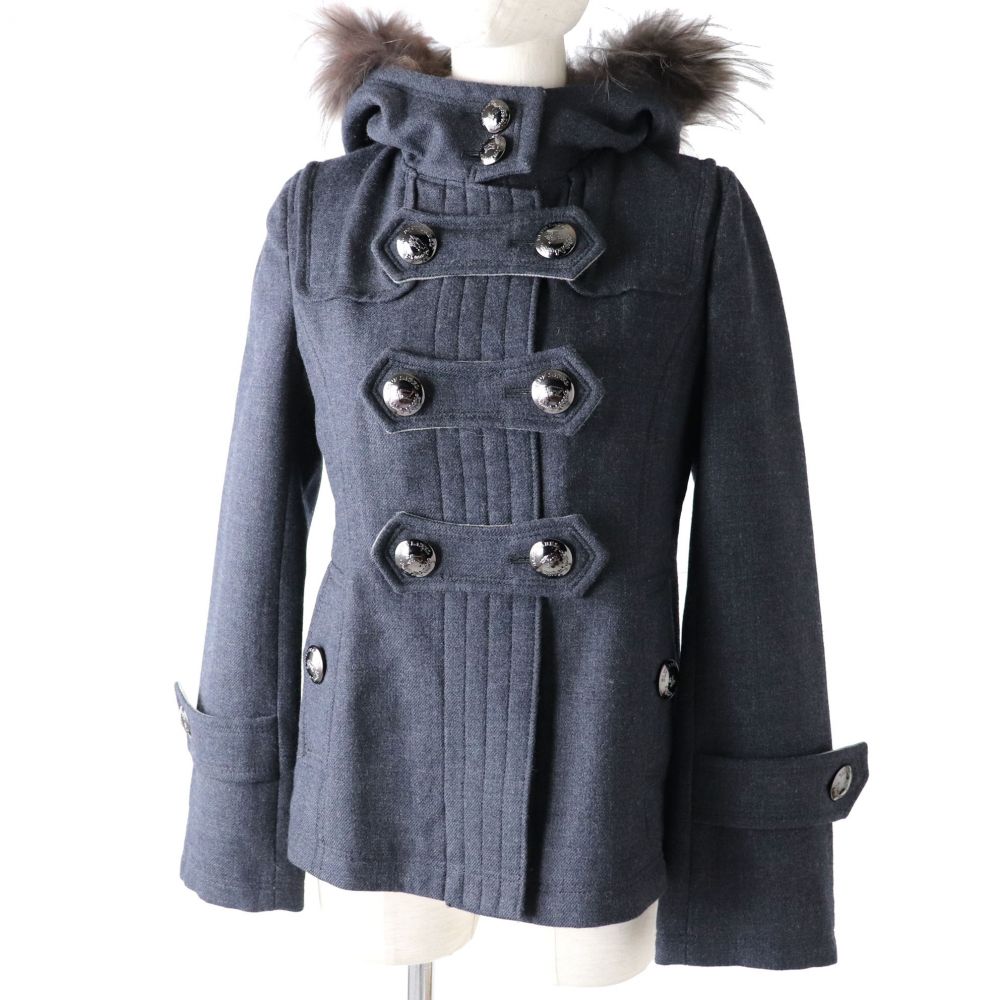 日本産 中古 美品 正規品 バーバリーブルーレーベル ファー フード ロゴボタン付 ダッフルコート風 ウール100 ショートコート ダークグレー 40 春夏新色 Crystalgalleryva Com