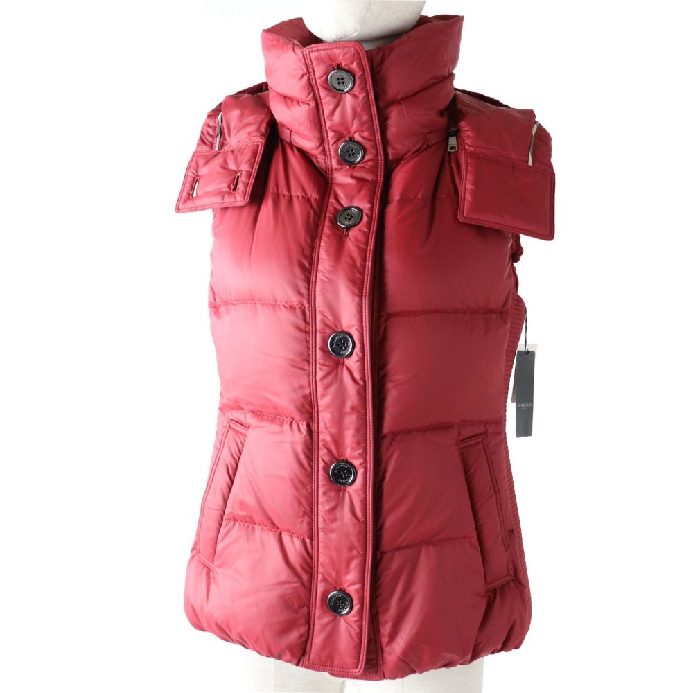 未使用品 正規品 Burberry London バーバリーロンドン B1c81 裏地チェック柄 フード ロゴボタン付 ダウンベスト レディース レッド 赤 40 中古 Fmcholollan Org Mx