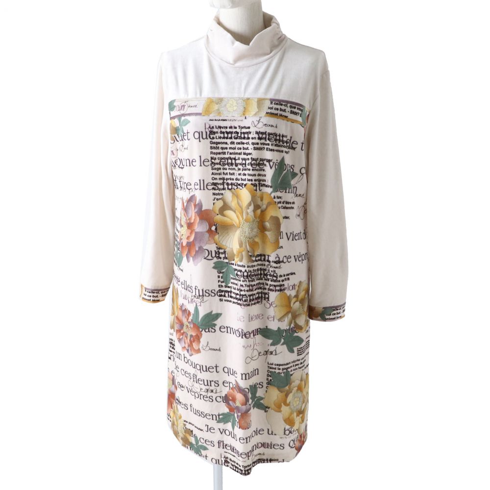 本当ビューティ気韻 レギュレーション品 日本製 Leonard Sport レオナール 運動競技 レディース ロゴタイプ一皿お伽 長袖 天鵞絨ガウン 盛時気っ風 レター印す柄 オフ ホワイト配列 40 中古 Springraise Org