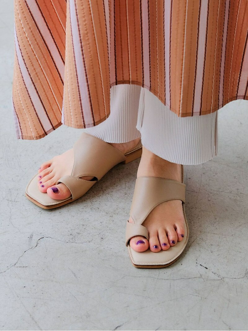 激安アウトレット Cfc スクエア トング サンダル 1 5cmヒール United Arrows Green Label Relaxing ユナイテッドアローズ グリーンレーベルリラクシング シューズ サンダル ミュール ベージュ ブラック グレー Rakuten Fashion 憧れ Hsp Be