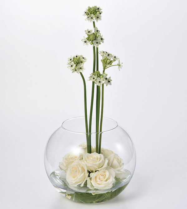 楽天市場 ガラス花器 丸型 全高cm 口径14 5cm 透明 クリア 硝子 花瓶 花器 花入れ フラワーベース ボール ボウル 丸形 アレンジ ディスプレイ グリーンランド