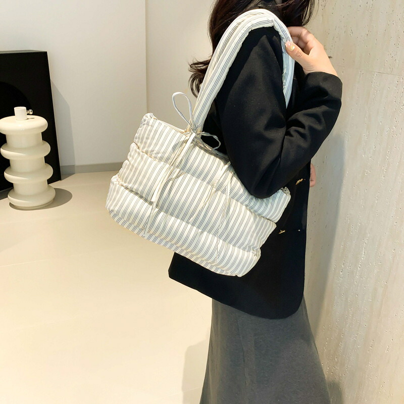 リボン付きショルダーバッグ (T)