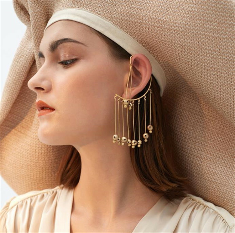 ゴールド タッセル イヤリング おしゃれ 個性 誇張 ロングセクション T Marcsdesign Com