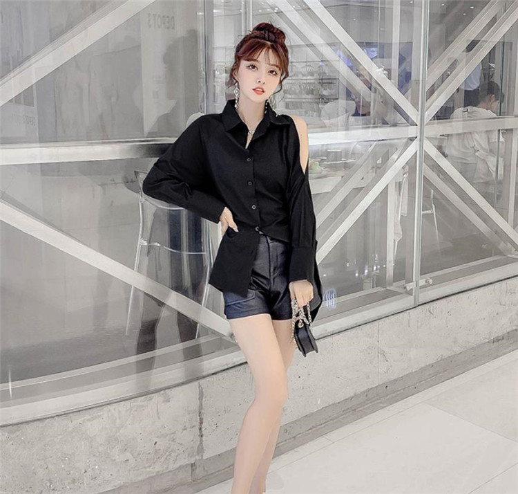 楽天市場 選べる2色 韓国ファッション 可愛い系 可愛い ボタン 長袖 片面オフショルダー バンディング シャツ T グリンファクトリー