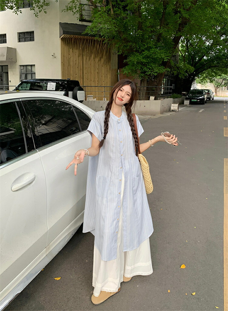 サマーリゾートコーデ ストライプシャツワンピ×裾広がりパンツ (T)