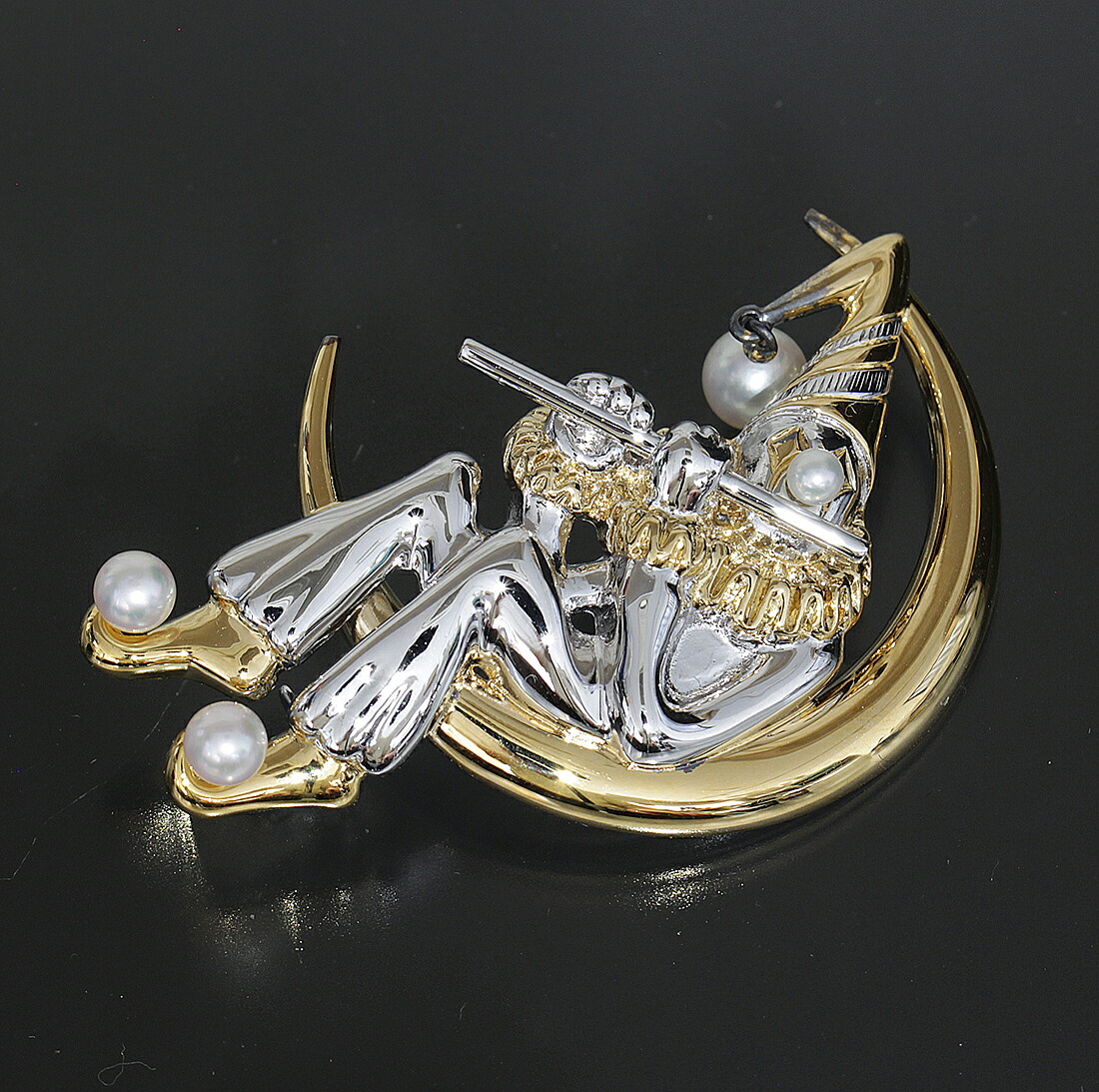 ミキモト アコヤパール 3~5.8mm シルバー ブローチ 月 ピエロ 美品●ペンダント 15.2g ムーン MIKIMOTO 6527A【中古】|グリズリー