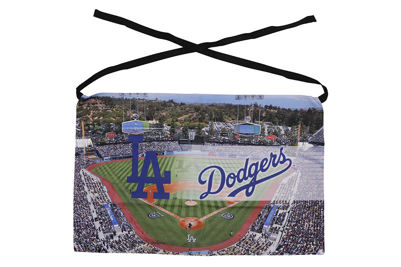 WINCRAFT LOS ANGELES DODGERS DELUXE BARBEQUE SET A1800513 ウィンクラフト/ロサンゼルスドジャース/バーベキューセット/エプロン/オーブンミット/ポットホルダー/マルチカラー 7,480円
