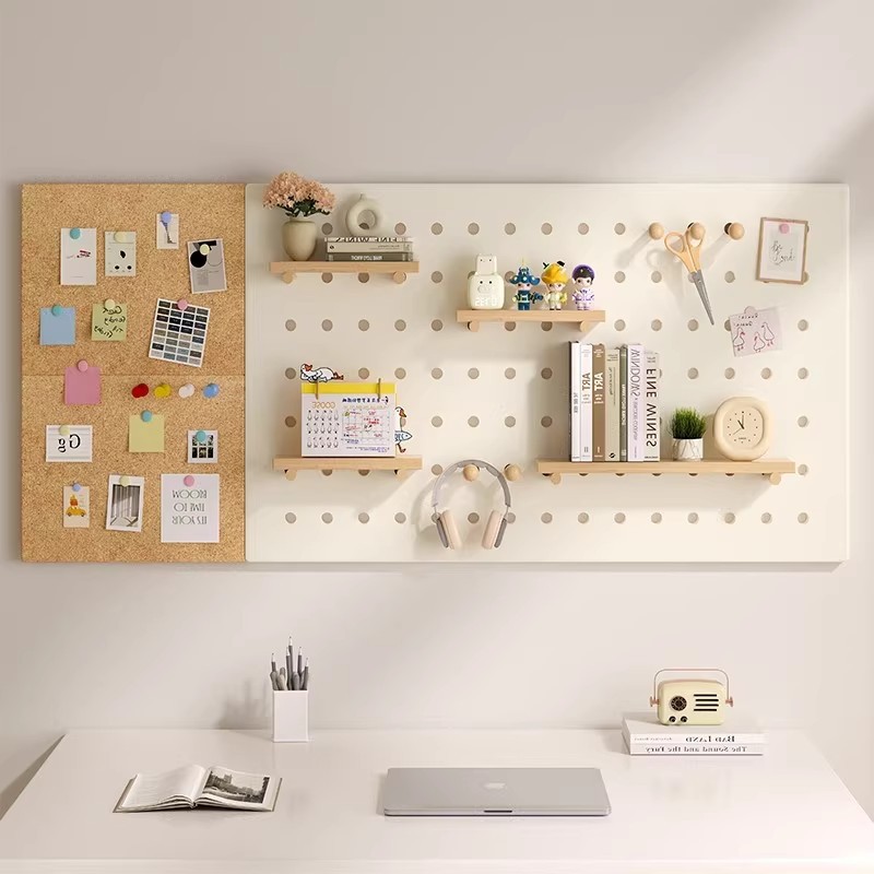 【壁面収納】有孔ボード ペグボード 置物ラック [幅40-80cm 卓上 壁掛け 2WAY DIY 収納パネル 穴あきボード 整理整頓 飾り棚 パンチングボード 子供部屋 リビング キッチン 事務用品] ナチュラル ホワイト｜グロースショップ