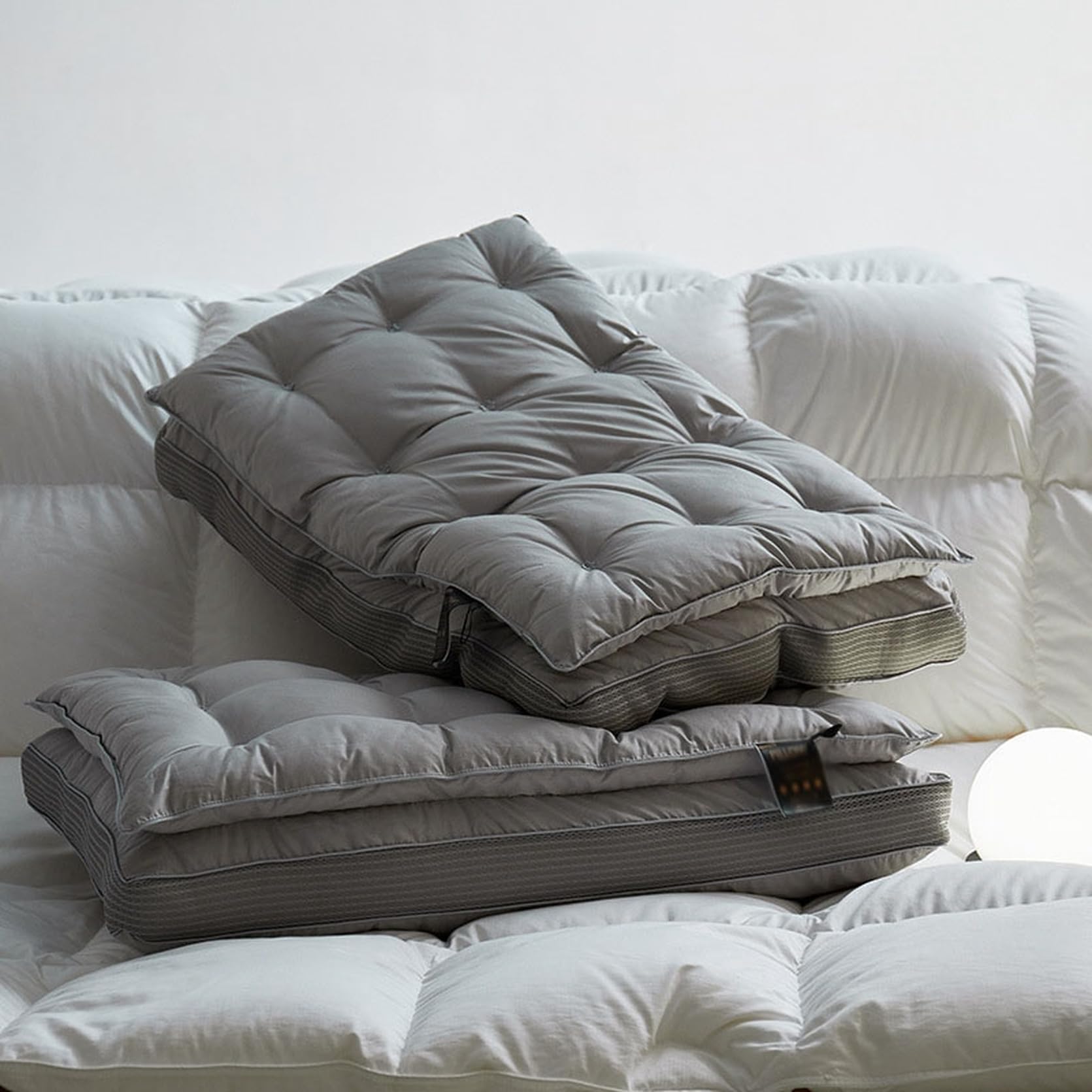 枕 まくら 安眠枕 48x74cm 2層 ふわふわ ボリューム感 弾力性 横向き対応 仰向き うつ伏せ寝 首と肩を支える 通気性 肌触り良い 抗菌 防臭 防ダニ 贅沢な寝心地 丸洗い可能 快眠枕 1個｜グロースショップ 13,562円