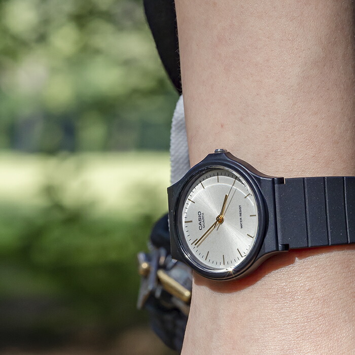【10年保証】【日本未発売】CASIO STANDARD MEN カシオ スタンダード MQ-24 腕時計 時計 ブランド メンズ レディース キッズ 子供 男の子 女の子 チープカシオ チプカシ アナログ ブラック 黒 ホワイト 白 銀 金 薄型 軽量 軽い 海外モデル ギフト プレゼント