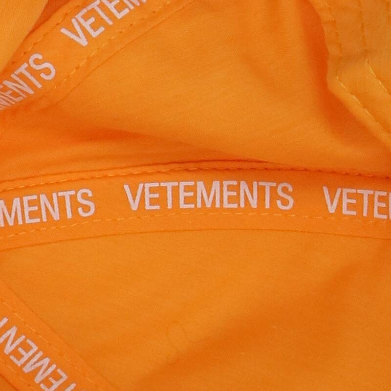 楽天市場 ヴェトモン Vetements 18ss Wss18dhl13 Dhlロゴ 刺繍ベースボールキャップ イエロー レッド Hj12 小物 0102 中古 35 Rinkan B Rinkan