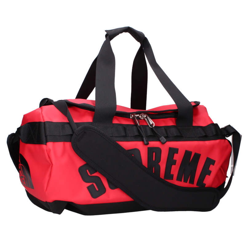 Supreme 迷彩 ボストンバッグ Supreme（ボストンバッグ）のフリマアイテム一覧