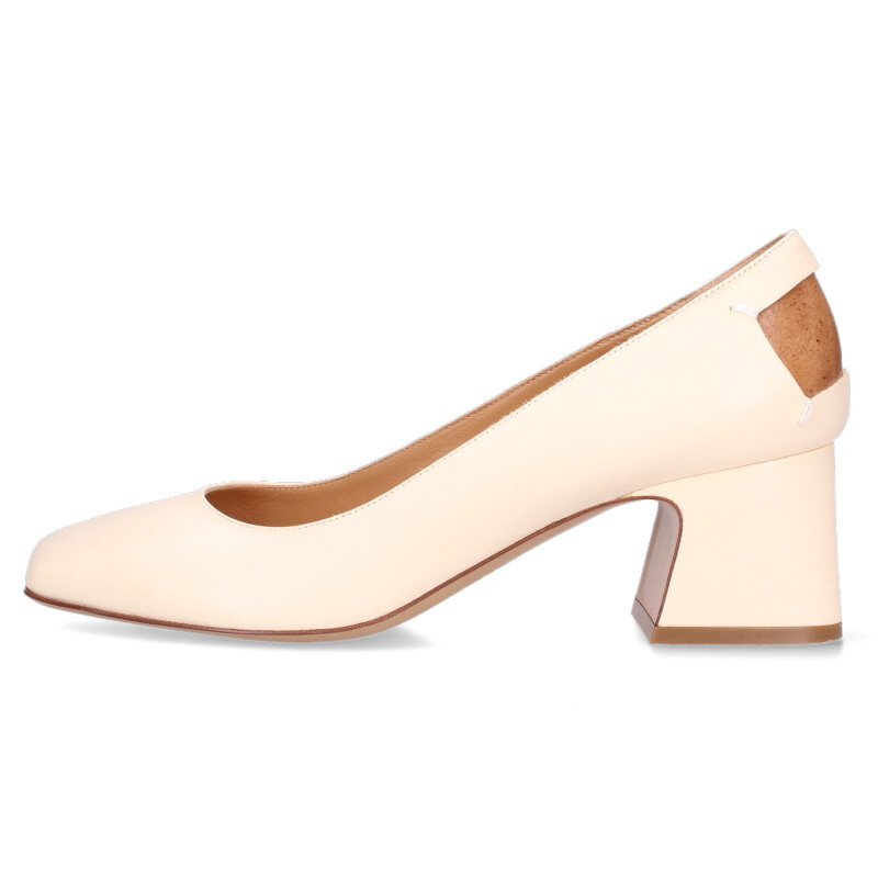 メゾンマルジェラ Maison Margiela 大きさ:38.5  S58WZ0115 4ステッチスクエアトゥシューズ(ベージュ)【103062】【BS99】【レディース】【小物】【中古】bb187#rinkan*B