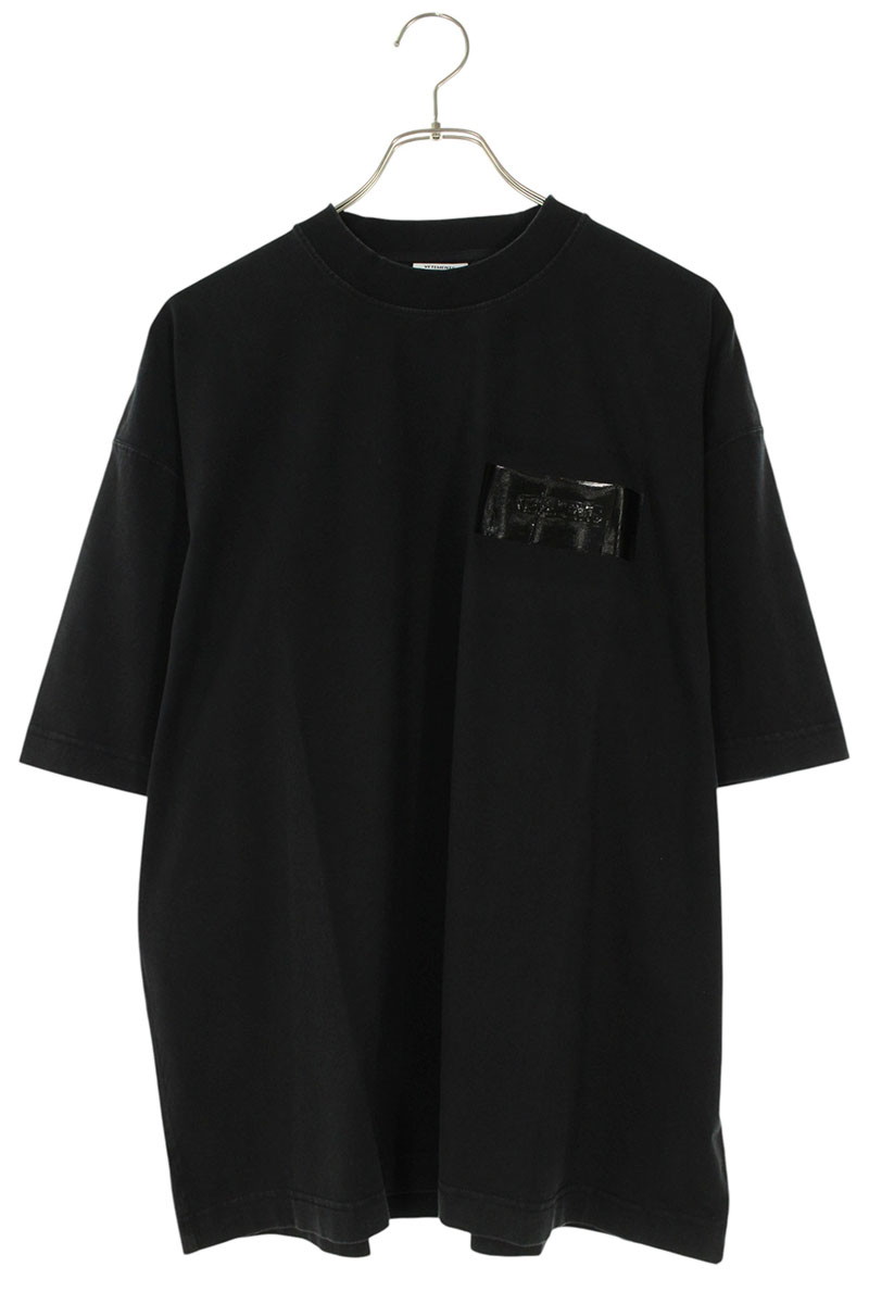 ヴェトモン VETEMENTS　 サイズ:XS 26SS ME76TR148B テープロゴTシャツ(ブラック)【522062】【OM10】【メンズ】【新古品】bb78#rinkan*N