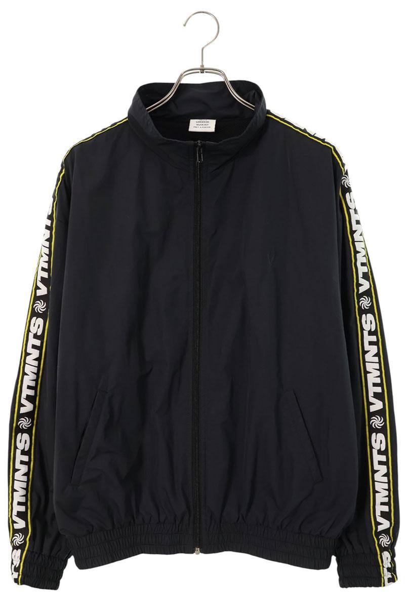 ヴェトモン VETEMENTS 大きさ:S  20AW  UAH21JA065 サイドテープロゴナイロントラックブルゾン(黒いこと)【606062】【BS99】【メンズ】【中古】bb315#rinkan*B