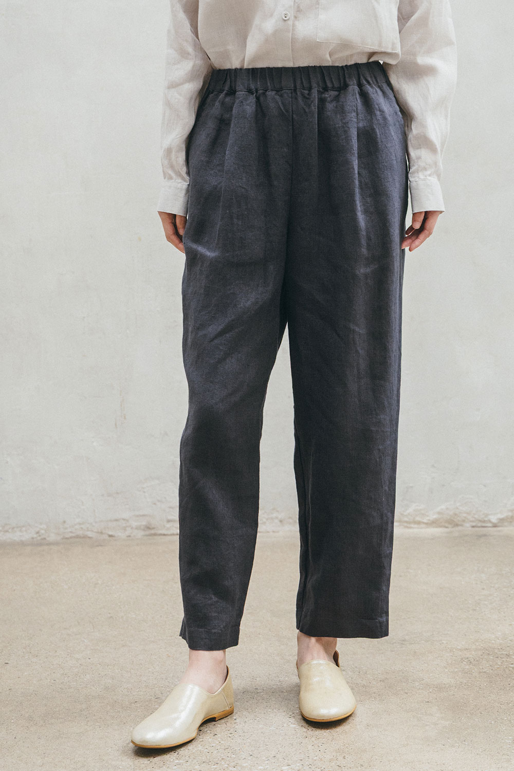 【クリアランスクーポン対象】フォグリネンワーク エミリー パンツ マカダム 【未試着品】 fog linen work 【2025 FALL WEAR】