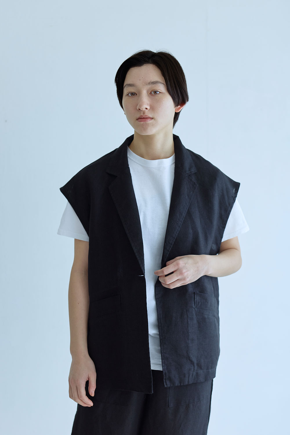 【NEW 夏】フォグリネンワーク 　ジュリー　ジレ　ブラック　【未試着品】 リトアニア製 fog linen work 【2026 SUMMER WEAR】