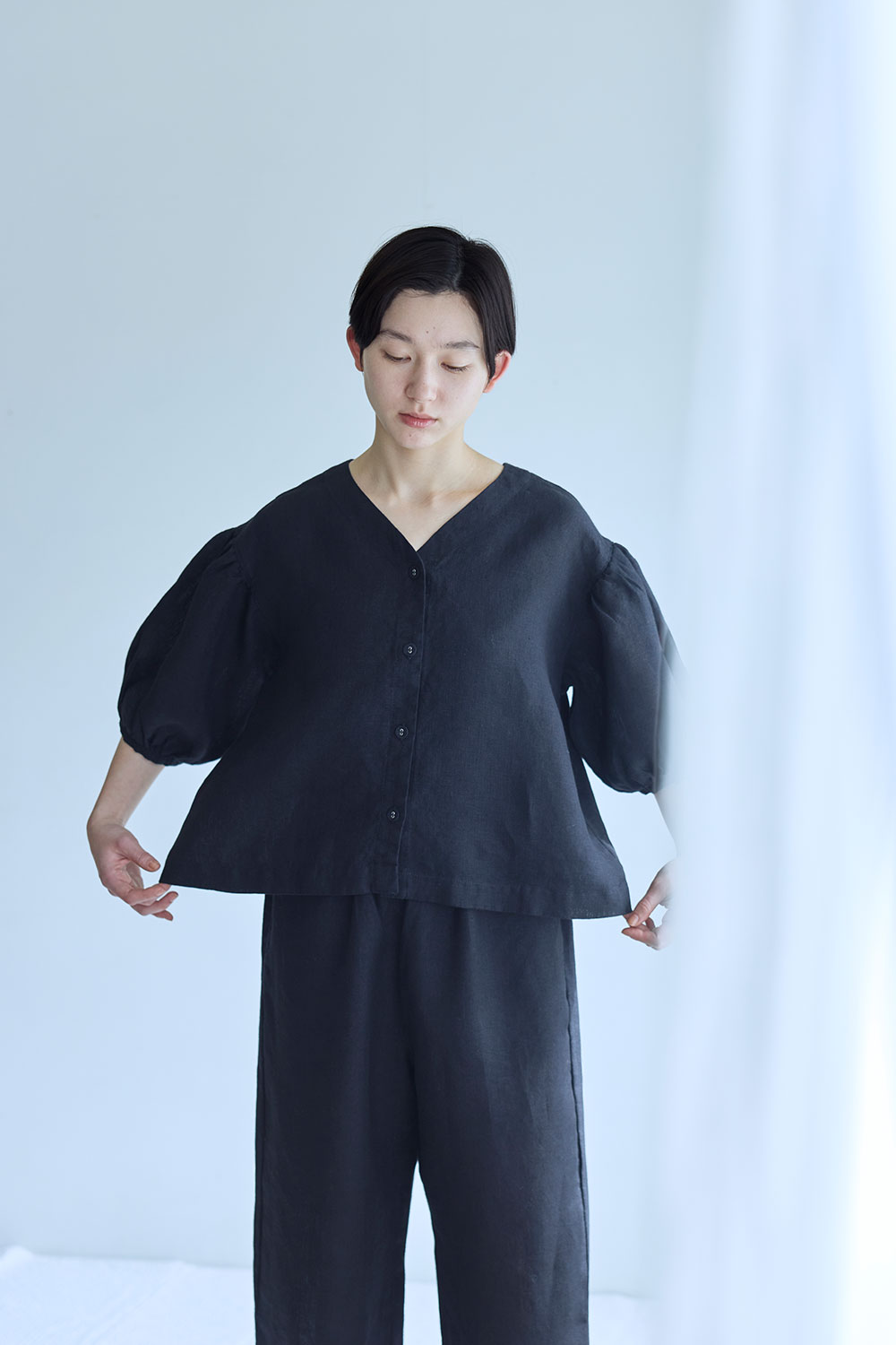 【予約】【５月初旬頃入荷予定】●フォグリネンワーク 　エライザ　トップ　ブラック　【未試着品】 リトアニア製 fog linen work 【2026 SUMMER WEAR】