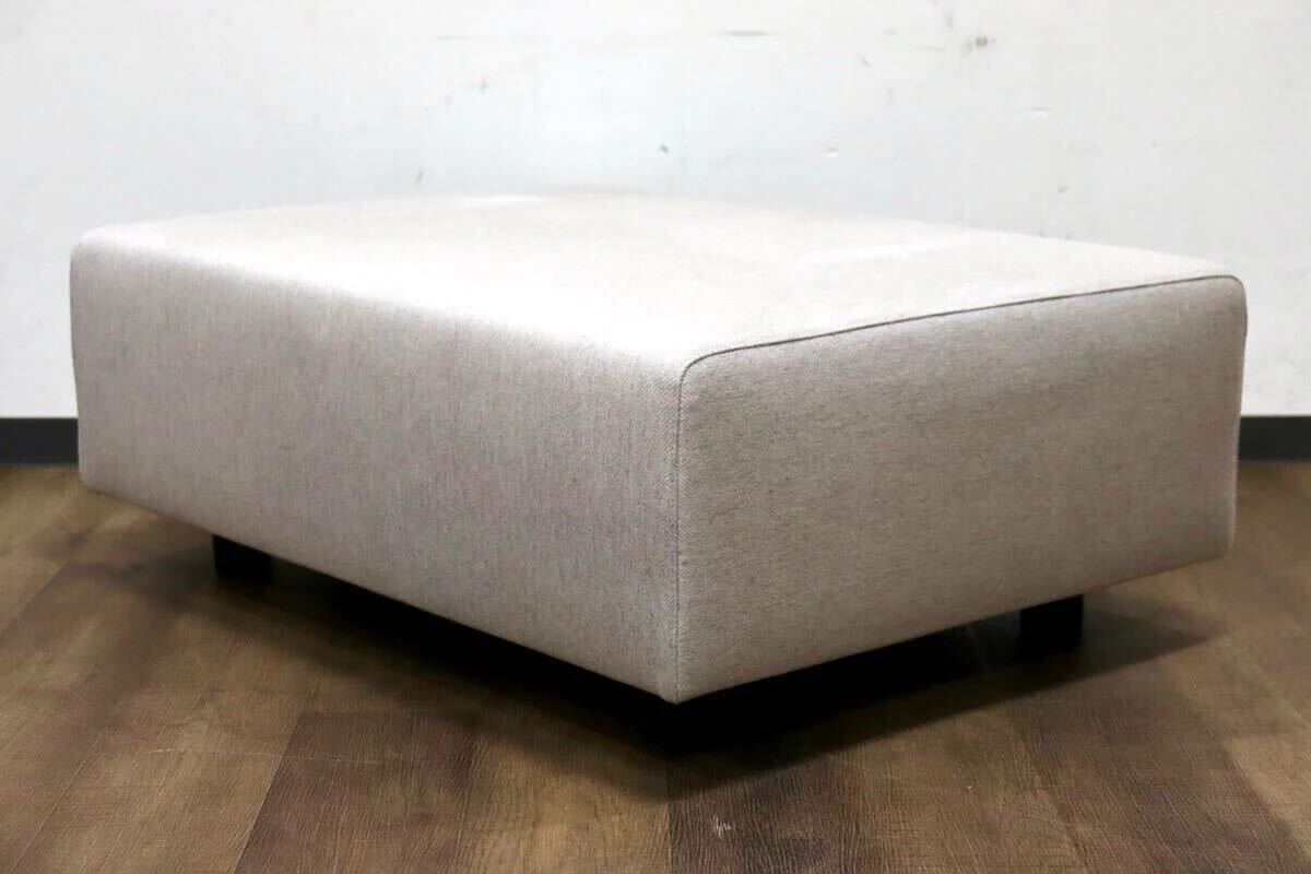 【中古】GMIH121C cassina ix /イクスシー LIVING DIVANI オットマンスツール 長椅子長椅子 イタリアモダンカバーリング 薄墨色 見せびらかす品