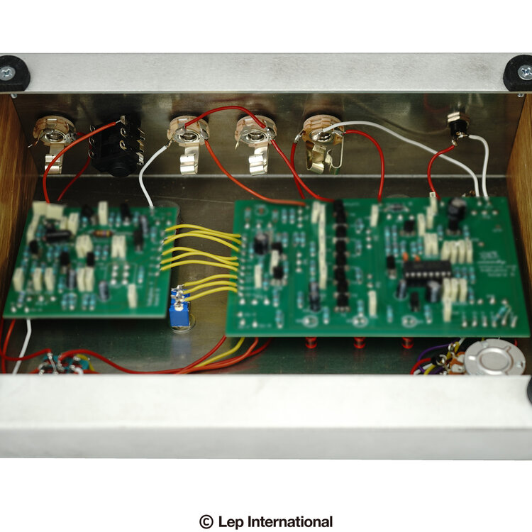 Moody Sounds Baby Generator Box 新品 Noise V4 Fuzz Delay