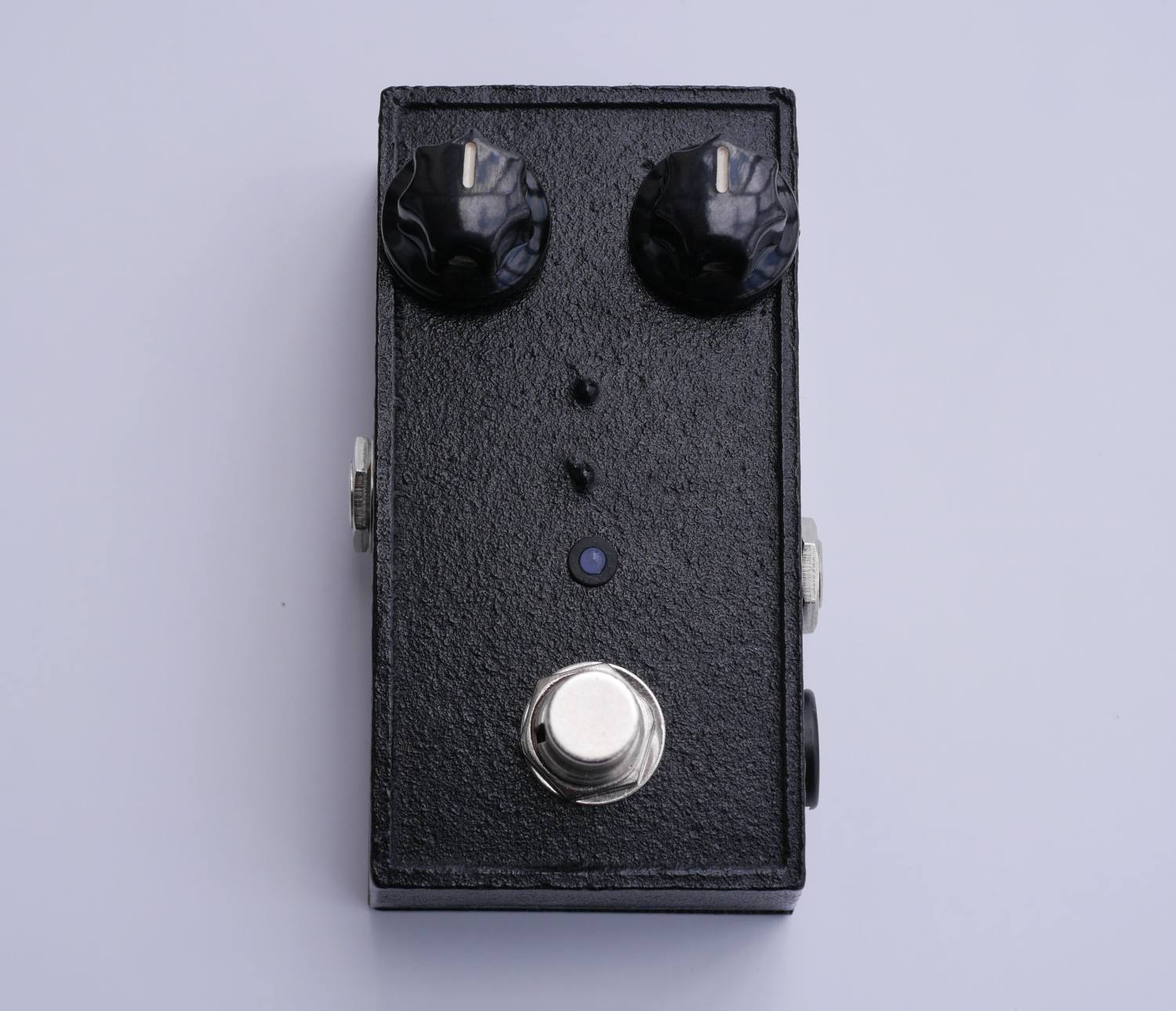 南部鉄器エフェクター 黒船 KUROFUNE FUZZ kgr harmony 南部鉄器エフェクター 黒船 KUROFUNE FUZZ kgr harmony 黒船