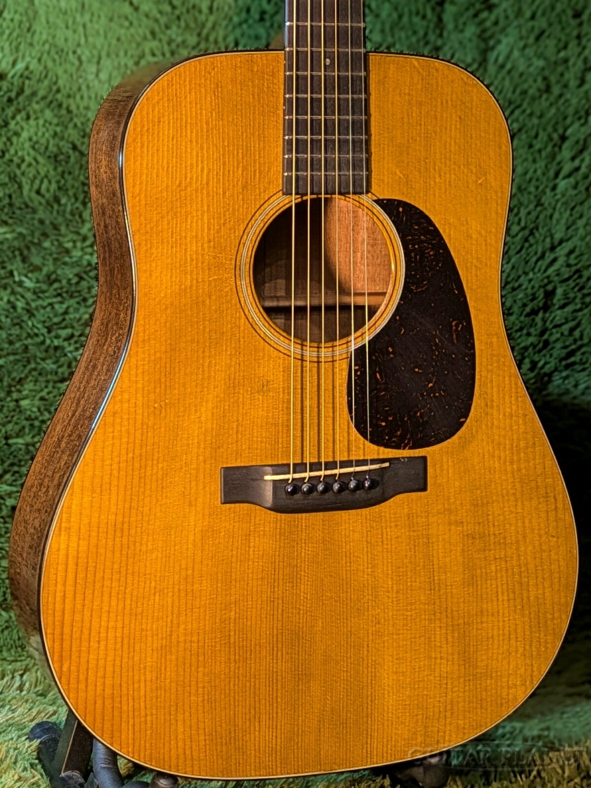 楽天市場】Martin D-18 Standard Sunburst 新品[マーティン][D18][サン