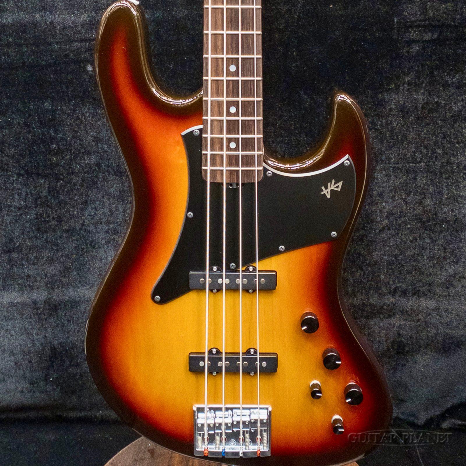 Vincita Versatilita-4st Alder -3 Tone Sunburst- 新品[ヴィンシタ][Made in Japan,日本製,国産][サンバースト,茶色][Electric Bass,ベース,エレキベース]｜ギタープラネット