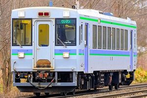 JR北海道キハ150形0番代（富良野線色・ライト白）（動力付き） 32213 Nゲージ【予約】