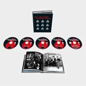 輸入盤 STIFF LITTLE FINGERS / INFLAMMABLE MATERIAL （2025 REMASTER） （4CD＋DVD） [4CD＋DVD]