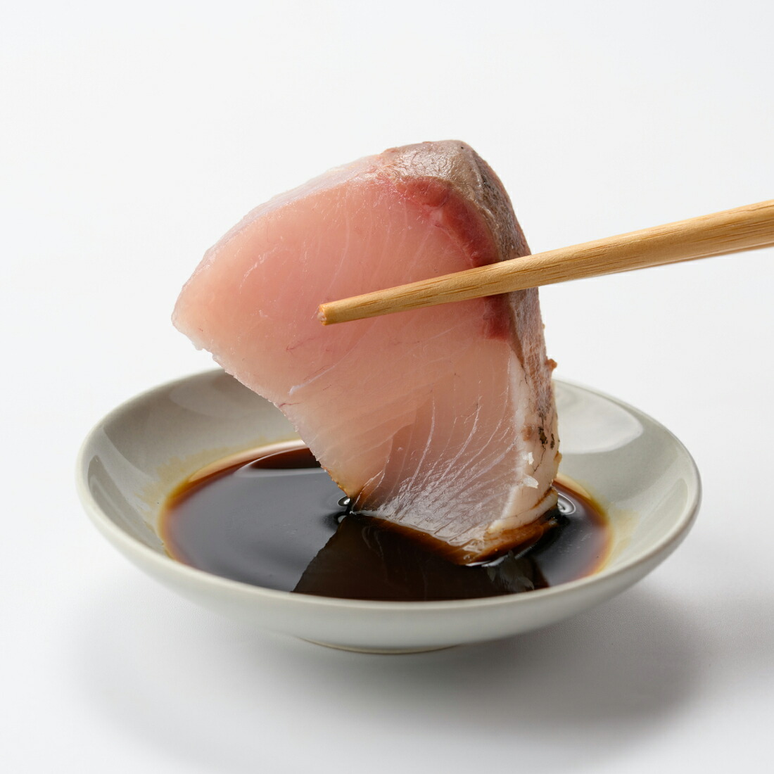 【送料無料】百年漁師の鰤 獅子島産ブリ炙り 刺身サク 約150g（4パック・8パック） 鰤 ぶり 魚 海鮮 鹿児島 おつまみ ご飯のお供 ごはんのお供 ご飯のおとも 産地直送 お取り寄せ グルメ ご当地 ご当地グルメ 食品 食材 食べ物 グルメ ギフト プレゼント 敬老の日 敬老