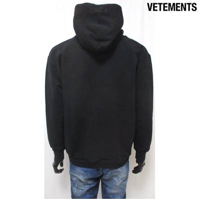 世界の人気ブランド ヴェトモン VETEMENTS メンズ トップス パーカー