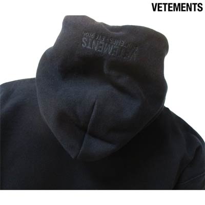 世界の人気ブランド ヴェトモン VETEMENTS メンズ トップス パーカー