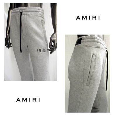 楽天市場 アミリ Amiri メンズ パンツ ボトムス スウェットパンツ ジョガーパンツ ロゴ Amiriロゴ バックソードエンブレムロゴ付ジョガーパンツ グレー S0mte Grey R Gb02s 年春夏新作 送料無料 Smtb Tk ガッツ ブランドショップ