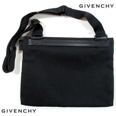 楽天市場 ジバンシー Givenchy メンズ 鞄 バッグ ショルダーバッグ ロゴ ユニセックス可 ジップロゴ刻印 ジップ開け口部分givenchyロゴ付きショルダーバッグ ブラック Bk507q K0ym 004 R 121 21年春夏新作 送料無料 Smtb Tk ガッツ ブランドショップ