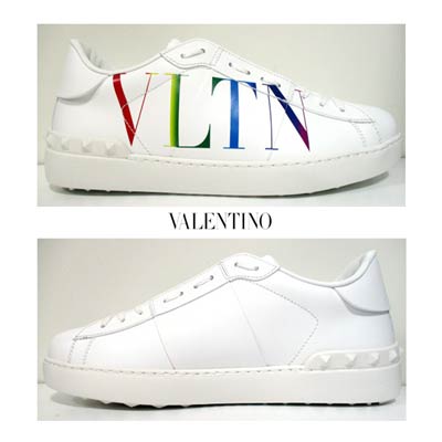 楽天市場 ヴァレンティノ Valentino メンズ 靴 スニーカー ロゴ Vltnグラデーション レインボーカラーロゴ かかと部分スタッズ付スニーカー 白 バレンティノ バレンチノ Vy2s00 Mlv 08v R600 121 21年春夏新作 送料無料 Smtb Tk ガッツ ブランドショップ