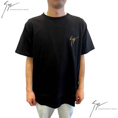 ジュゼッペザノッティ GIUSEPPE ZANOTTI メンズ トップス Tシャツ 半袖 ロゴ チェスト部分シグネチャーブラック刺繍ロゴ入りクルーネックTシャツ ホワイト ブラック IRU0007 87089 001 (R41800) 421 2024年春夏新作 【送料無料】 【smtb-TK】|ガッツ ブランドショップ