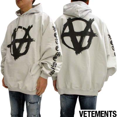 【VETEMENTS/ヴェトモン】ロゴ付き スウェットシャツ フーディ 楽天市場】VETEMENTS ヴェトモン パーカー フーディ スウェット