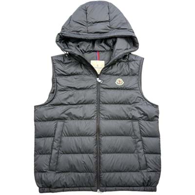 MONCLER モンクレール ダウンベスト メンズ MARSEILLAN 調整可能フード付き 左胸ロゴワッペン トリコロールライン サイドポケット ジップアップ ブラック L10911A00019597X2999 (R235400) BJ621 新作 【送料無料】｜ガッツ ブランドショップ
